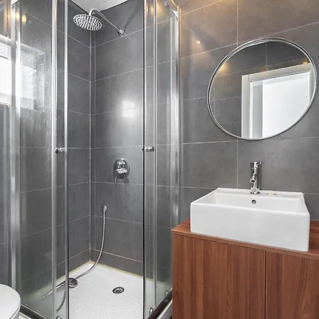 Apartamento Whome Oasis Extravaganza: Lisbon's Supreme Retreat Lisboa